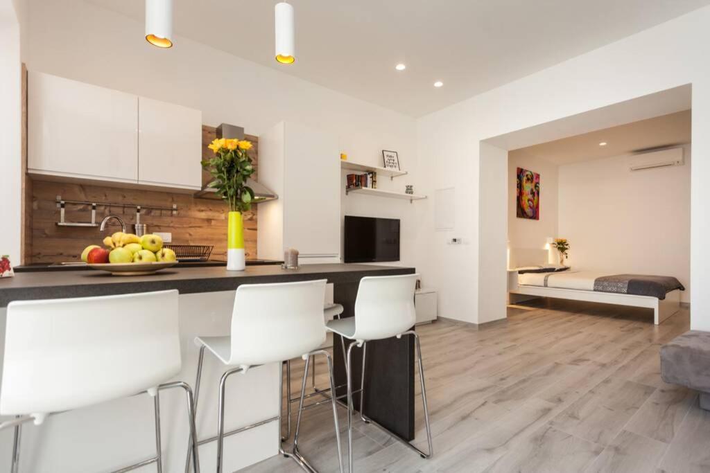 Apartman Luna Apartment พูลา ภายนอก รูปภาพ